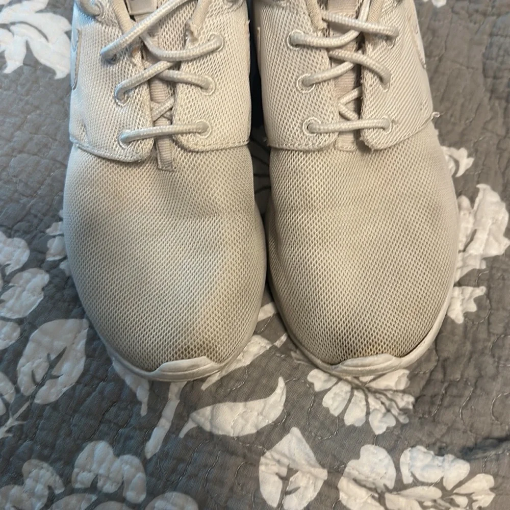 White Nike shoes size 5Y (6.5 women’s)!